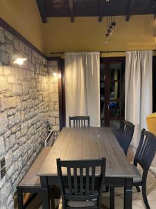 Delphi Gorge-view Chalet, Arachova