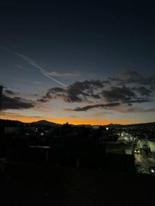 Loft moderno con dos camas king en Zona Boulevard