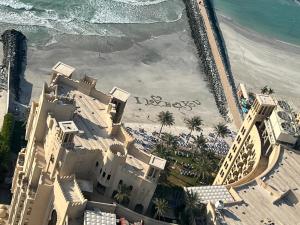 holiday beach Ajman fantastic Seaview beautiful Terrace Master bedroom attach bath شاطئ العطلات عجمان إطلالة رائعة على البحر وشرفة جميلة وحمام ملحق بغرفة النوم الرئيسية