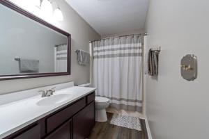 Comfortable Greensboro Condo