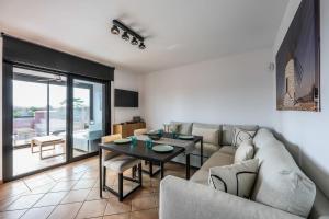 HolaOla HighClass Townhouse