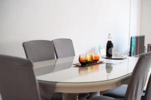 Apartments by the sea Kastel Kambelovac, Kastela - 22444