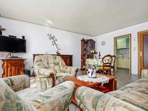 Apartments with WiFi Rovinj - 22524