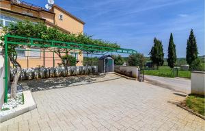 1 Bedroom Awesome Apartment In Rovinj