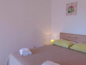 Apartments with parking space Rovinj - 22528