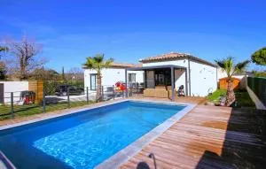 Beautiful Home In Rochefort Du Gard - 塔韦勒