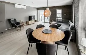 Awesome Apartment In Geilo With Sauna - Sønstebø