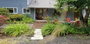 Creekside Bed and Breakfast Guest Room