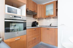 Le Cosy : Terrasse • Parking • Piscine • Clim