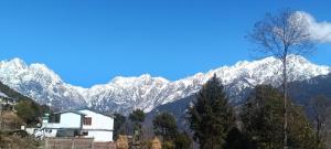 Shangri-La Peaceful stays