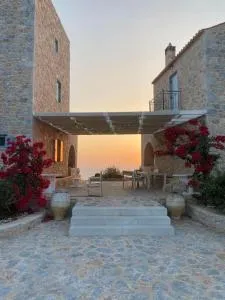 Elemani Villas - 皮尔戈斯迪鲁