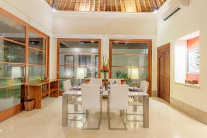 Villa Dorado - Steps from Jimbaran Beach