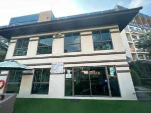 Laguna Beach Resort 2-Pool View