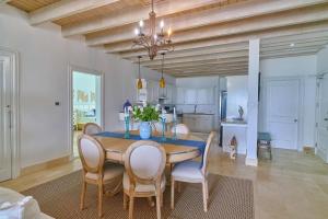 Stunning Beachfront Pent-House At Cap Cana, Punta Cana