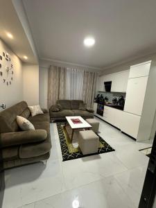 Evis Apartament Ne Plazh Buze Detit