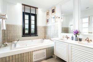 Buri Sriping Riverside Resort & Spa