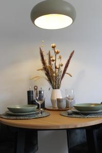 Apartment mit 2 Betten in Flughafennähe