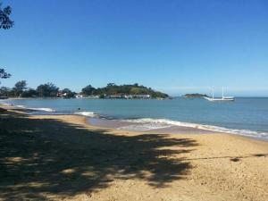 Casa Bosque da Praia 5 quartos, bilhar e ar split.