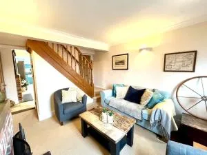 Swan Cottage-cosy by the water - Rowlands Castle