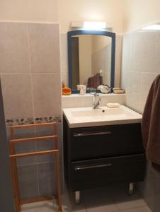 location T2 Cavalaire sur mer avec piscine