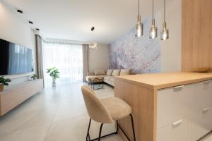Apartament z wielkim tarasem Morska 2 Rewal 50m do morza