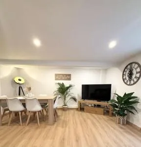 Maison chaleureuse proche Paris - 克拉马