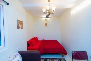 Bay Stays 2BHK Near Rock Beach