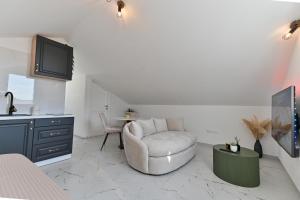 Studio apartman with jacuzzi on rooftop