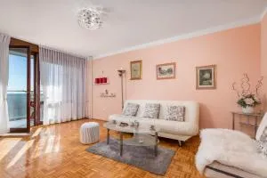 Apartment Mirko`s Place - Zagrebačka Dubrava