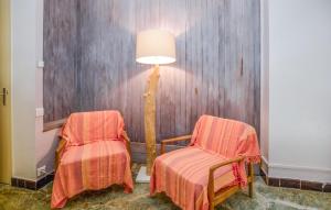 Maisons de vacances Beach Front Home In Erbalunga With Kitchen : photos des chambres