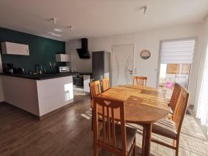 Maisons de vacances Aux portes de Chausey : photos des chambres