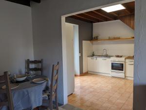 Maisons de vacances La maison du bas : photos des chambres