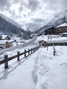 PUNTA VITTORIA SUB 14 - RESIDENCE ANDERBATT GRESSONEY - 3 locali - CIR N 0010