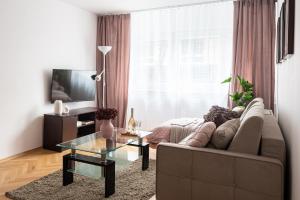 Komfortowy Apartament na Chmielnej 100 m od Dworca, darmowy parking