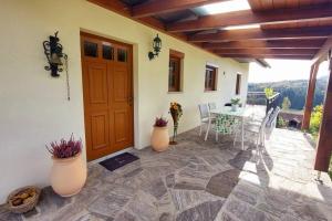 Naturjuwel inmitten der Weinberge