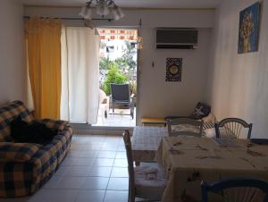 location T2 Cavalaire sur mer avec piscine