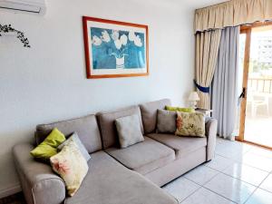 FIRST LINE Los Geranios Ocean View Apartment Air Conditioned 50 m from La Pinta beach