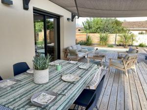 Maisons de vacances Villa entre Ocean et Bassin, piscine chauffee : photos des chambres