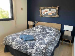 Maisons de vacances Villa entre Ocean et Bassin, piscine chauffee : photos des chambres