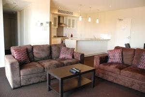 Spinnakers by Rockingham Apartments