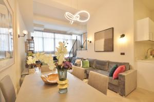 Fulham Townhouse, 2 Baths, Parking, Breakfast