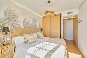 Sea la vie by Lovely Rentals