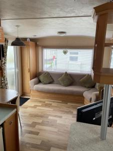 Golden Sands 6 Berth Beach front Ingoldmells beds made up for arrival WIFI