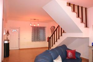 Charming house with fireplace in Grândola, 142 m², Internet included