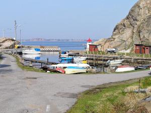 6 person holiday home in LYSEKIL-By Traum