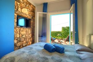 casa con piscina Jacuzzi AC wifi e biciclette elettriche