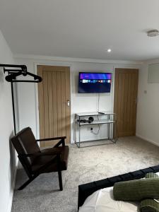 Entire Apartment super king bed close to Town Centre