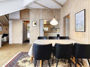 8 person holiday home in Fjerritslev-By Traum