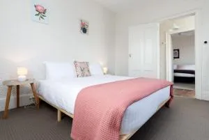 Charming Inner City Stay with parking & wifi - Kings Park