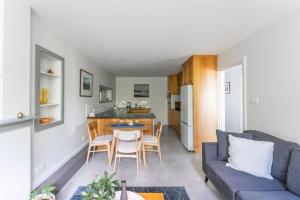 Cosy Unit With a Sea View